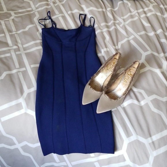 BCBGMaxAzria Dresses & Skirts - BCBG Maxaria, Gorgeous blue cocktail dress